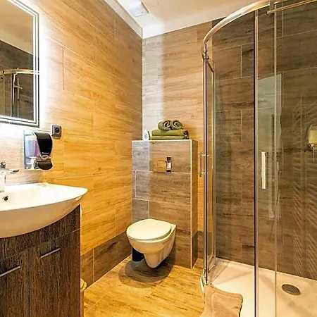 Restaurace Praha Hotel *